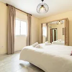 Apartment Allo Caballeros I Centro 2 *